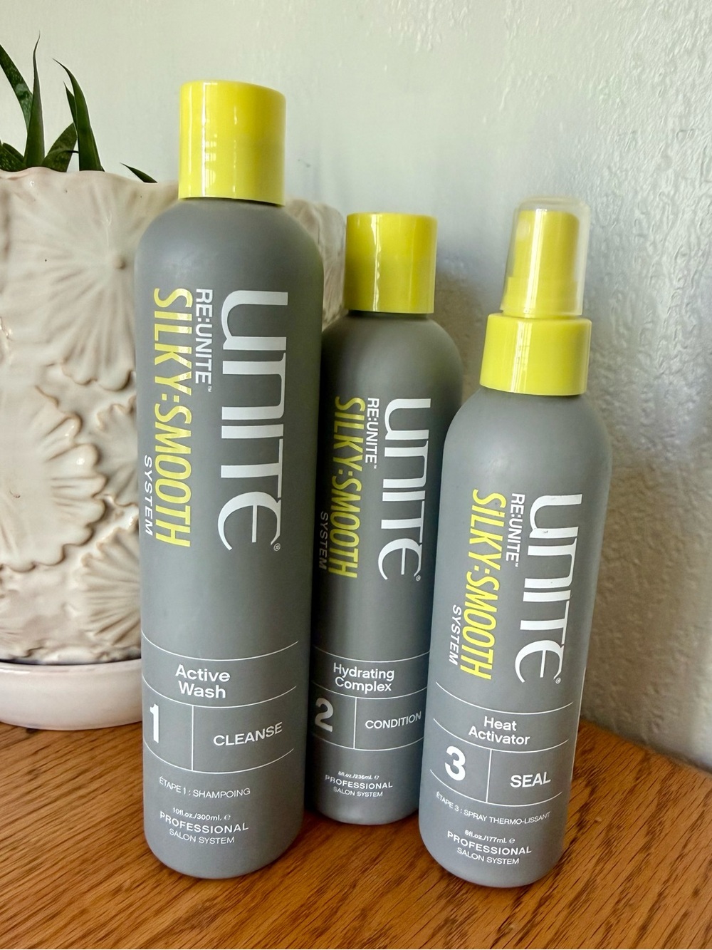 UNITE, silky, smooth set